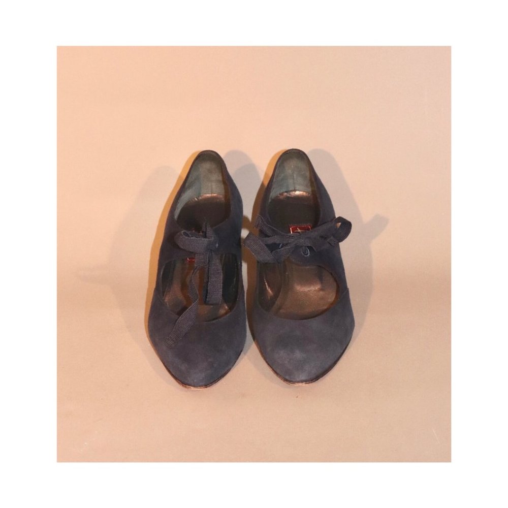 Peter Fox Blue Suede Pumps